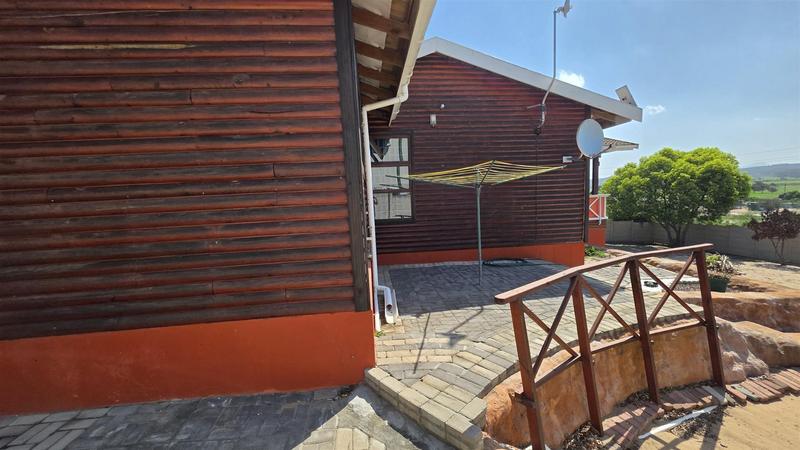 3 Bedroom Property for Sale in Fraaiuitsig Western Cape